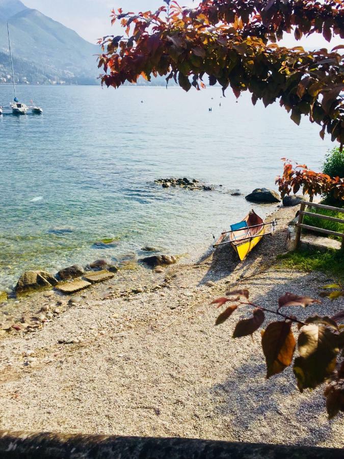 Azzurra Apartment Salo Bagian luar foto